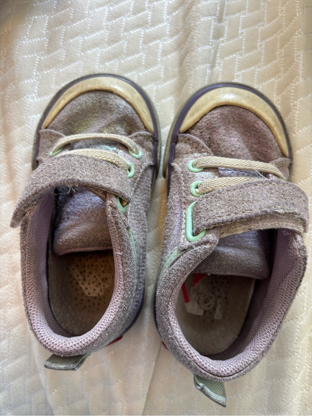 See Kai Run Purple Metallic Sneakers size 6